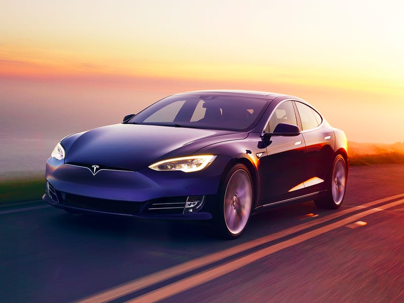 Tesla prezentuje Full Drive 2.0 – nowa era autonomicznej jazdy i sztucznej inteligencji na drogach